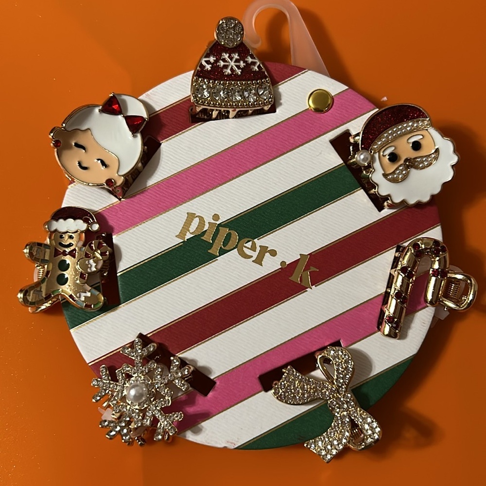 New Piper K Holiday Themed Jeweled Small Hair Clips for girls. Set of 7 clips